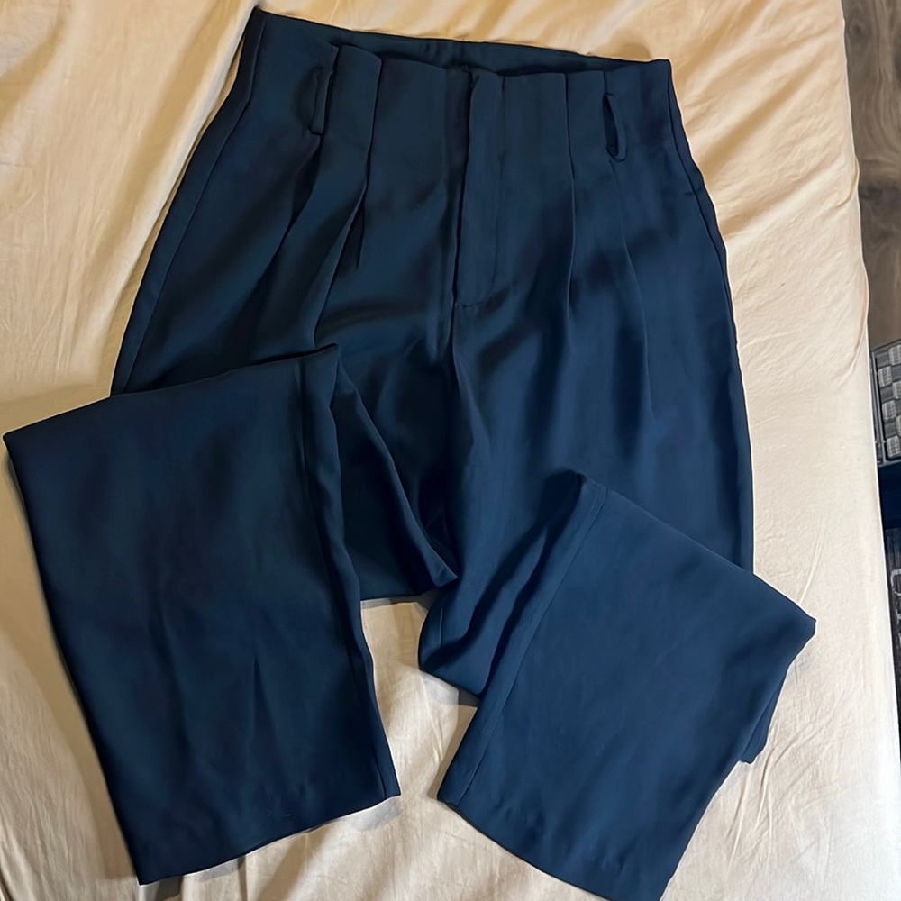 Black high waisted pants